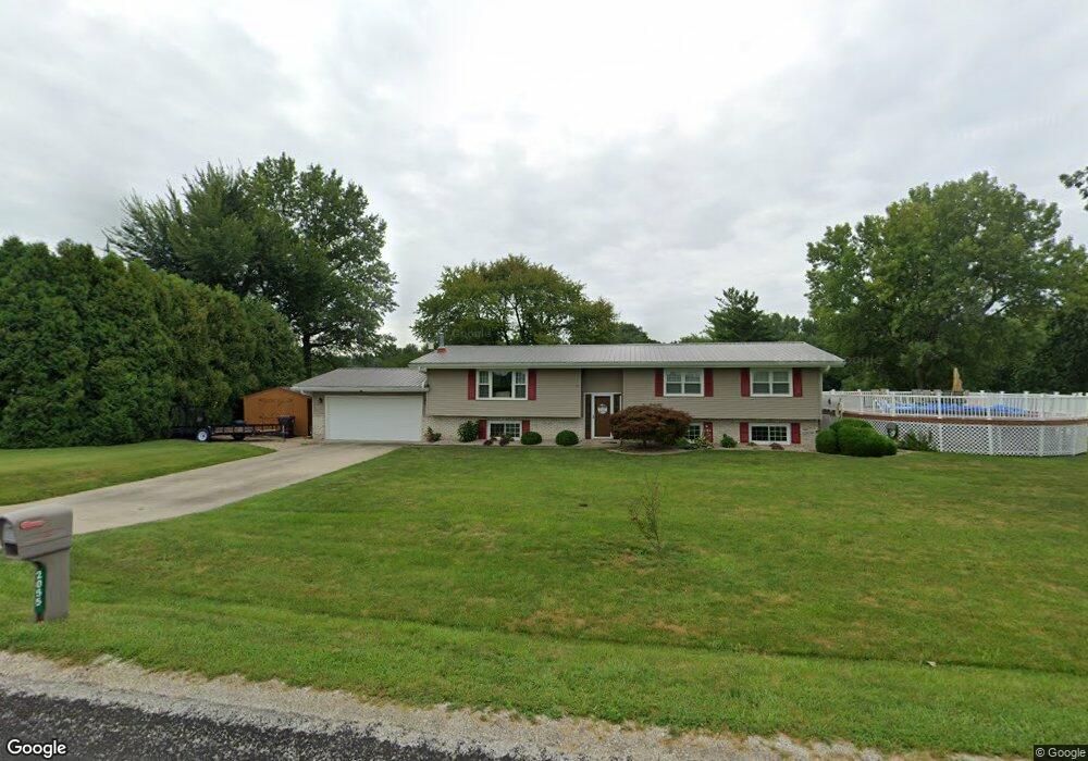 2055 Woodland Lakes Rd, Jacksonville, IL 62650 - photo 1