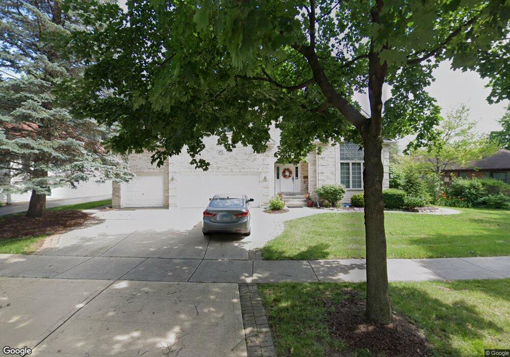 211 E Niagara Ave, Elmhurst, IL 60126 - photo 1