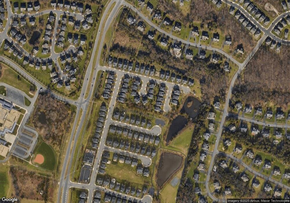 25002 White Fir Ct, Chantilly, VA 20152 - photo 1