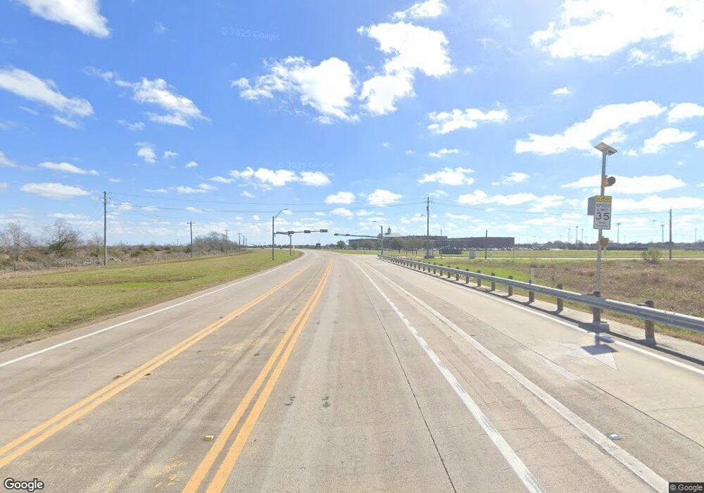 1415 Highway 35 Bypass N, Alvin, TX 77511 - photo 1
