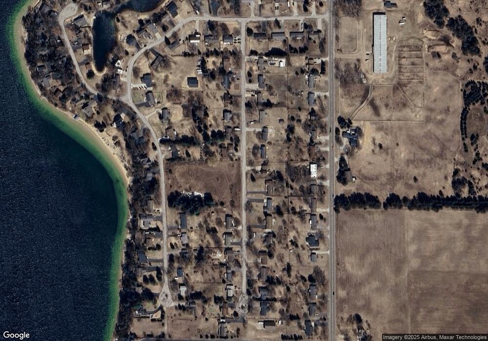 7426 Meadows Dr, Traverse City, MI 49684 - photo 1