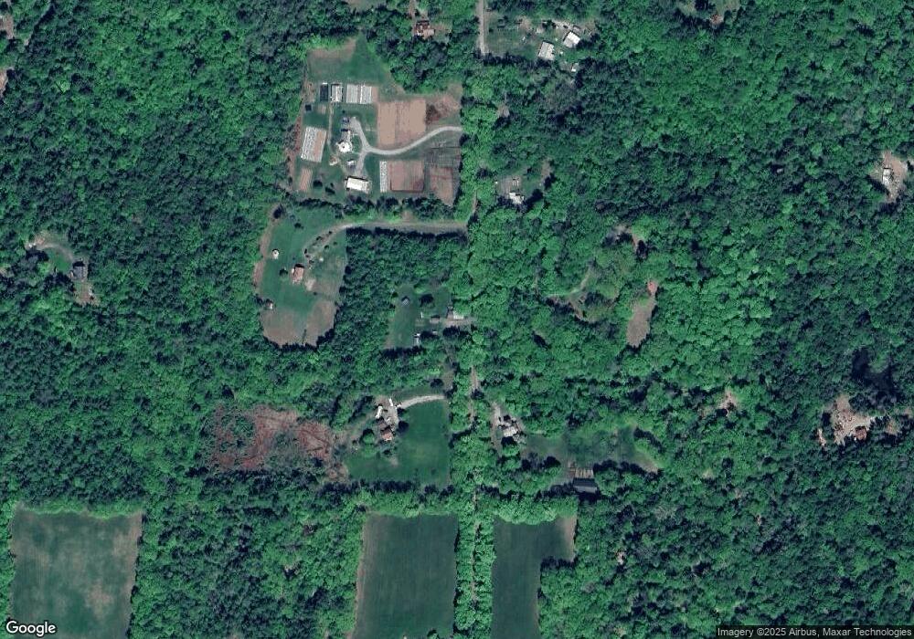 219 S Pine Banks Rd, Putney, VT 05346 - photo 1