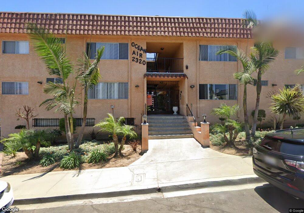 2320 Vanderbilt Ln, Redondo Beach, CA 90278 - photo 1