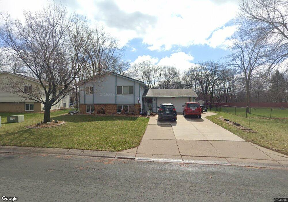 9836 Hemlock Ln N, Maple Grove, MN 55369 - photo 1