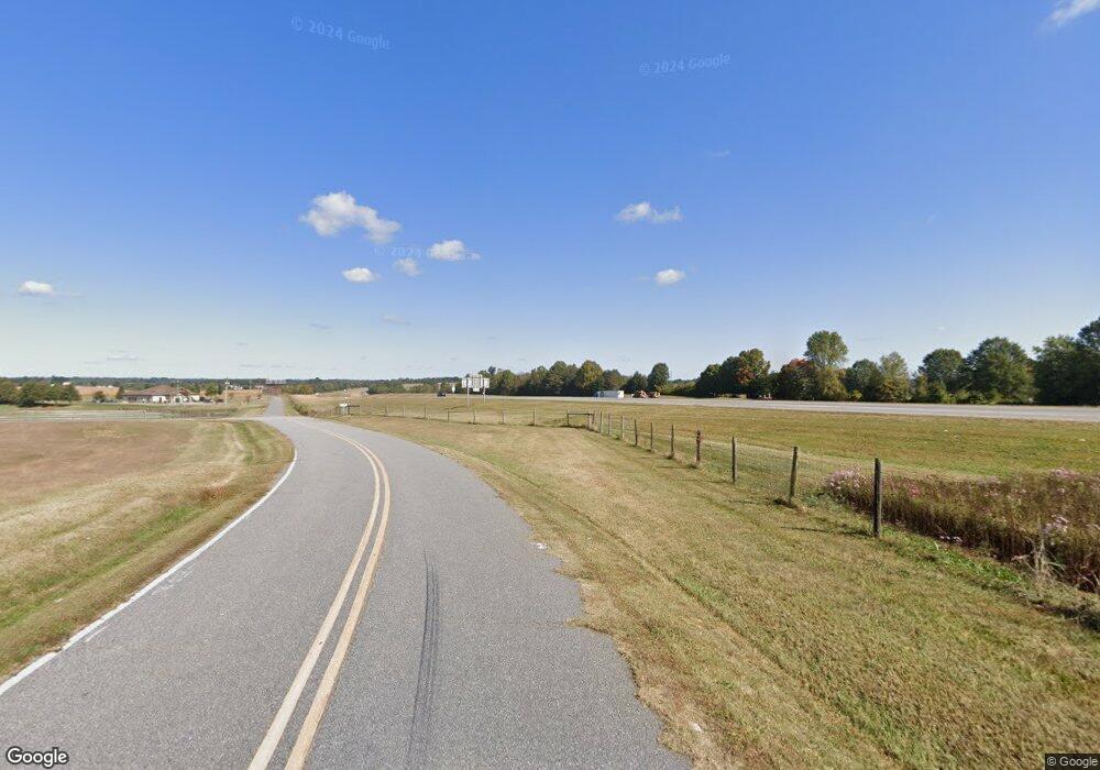 000 Woodpecker Rd, Statesville, NC 28625 - photo 1