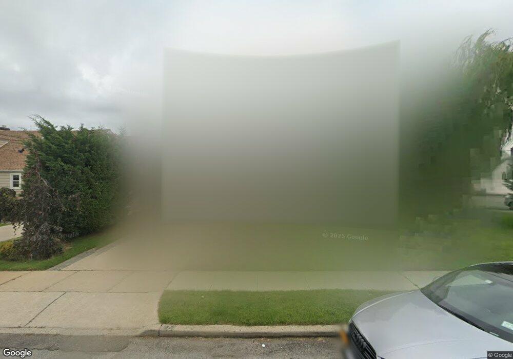 3785 Hudson Ave, Seaford, NY 11783 - photo 1