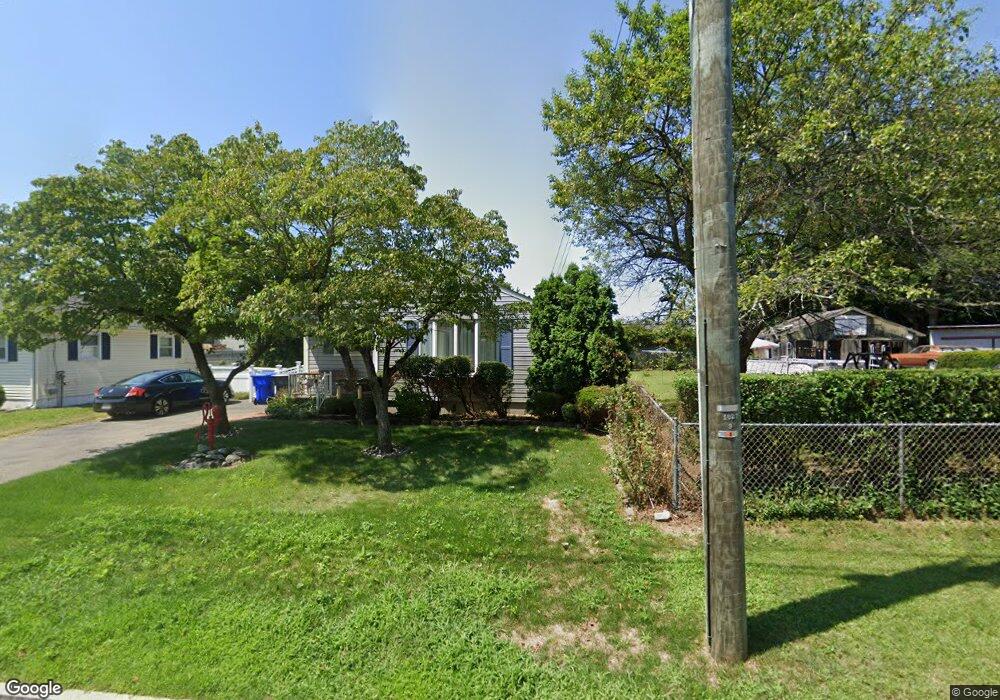 94 Mazarin St, Indian Orchard, MA 01151 - photo 1