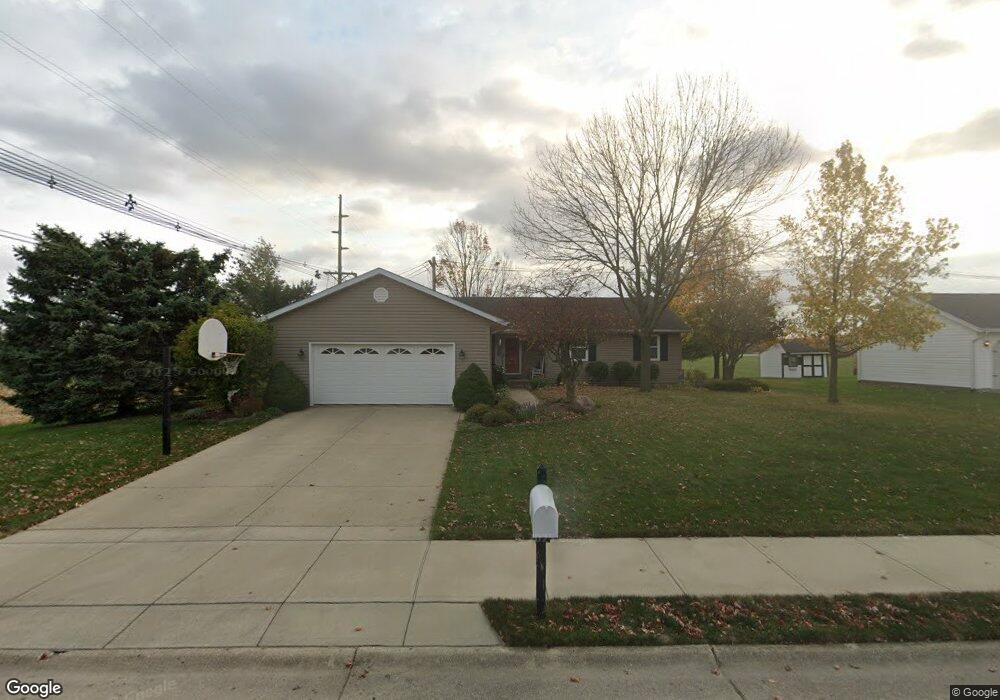 1210 Murray Rd, Wapakoneta, OH 45895 - photo 1