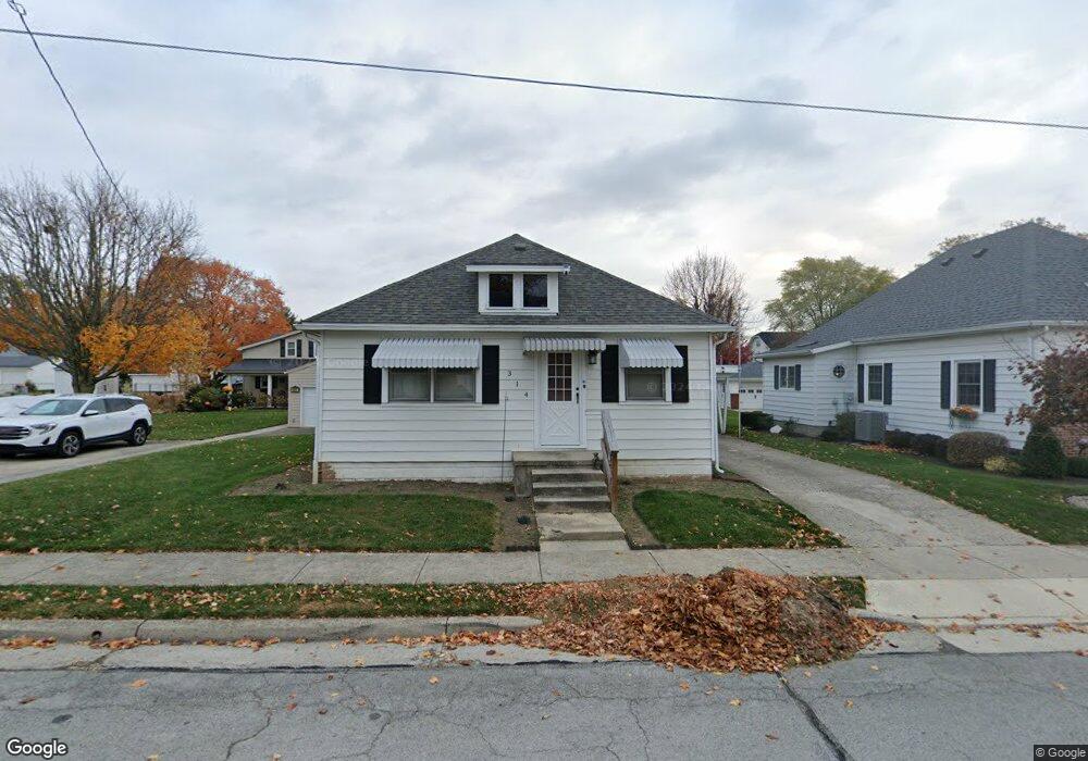 314 Jackson St, Wapakoneta, OH 45895 - photo 1