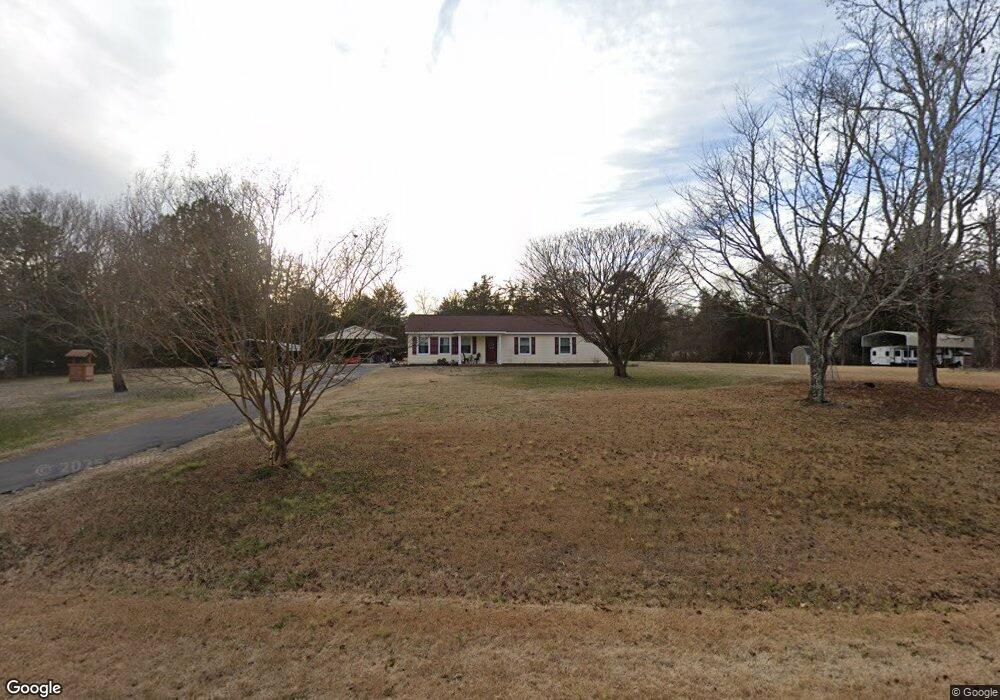 1849 Davis Cir, Clover, SC 29710 - photo 1