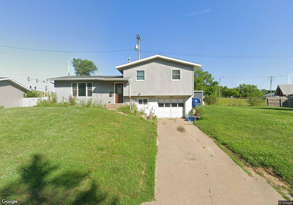 1144 Meadow Lane Dr, Bettendorf, IA 52722 - photo 1