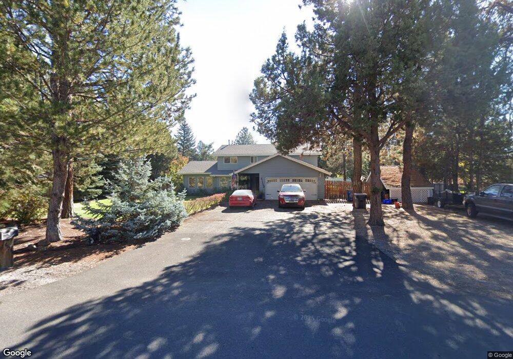 61240 King Solomon Ln, Bend, OR 97702 - photo 1