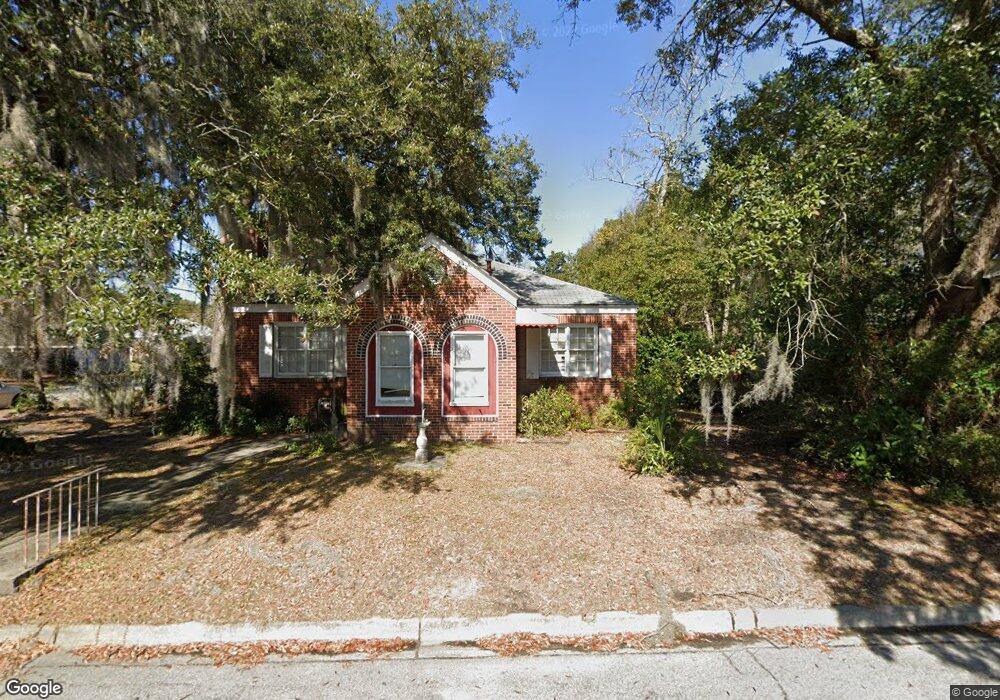 2302 E 38th St, Savannah, GA 31404 - photo 1