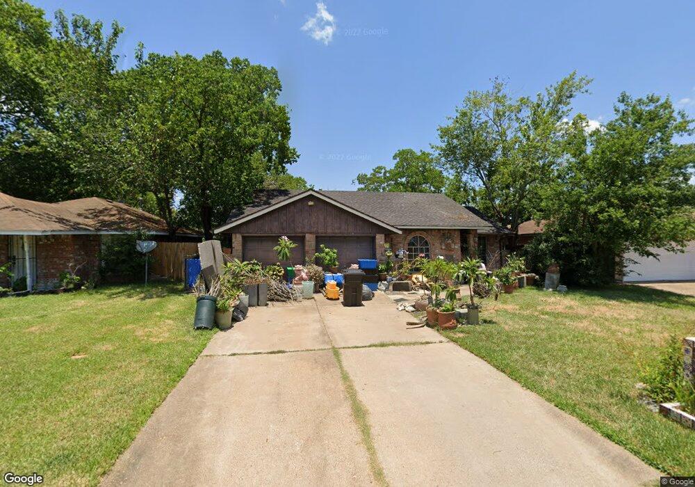 2138 Rainy River Dr, Houston, TX 77088 - photo 1