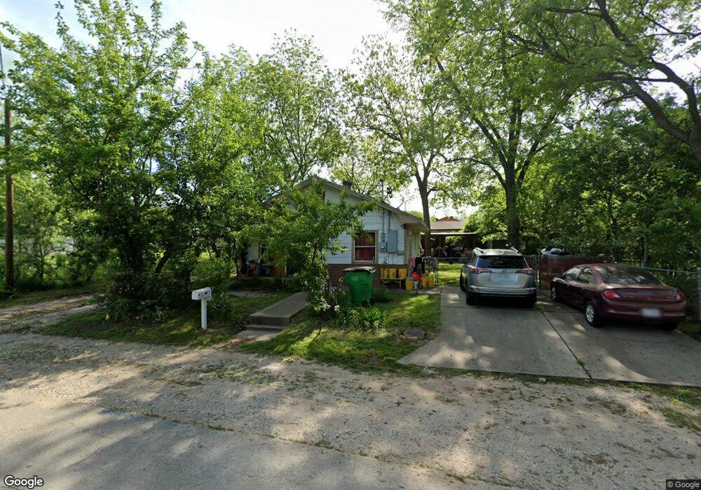 1006 Hancock St, Gainesville, TX 76240 - photo 1