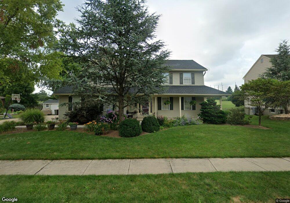 2547 Halleck Dr, Whitehall, PA 18052 - photo 1