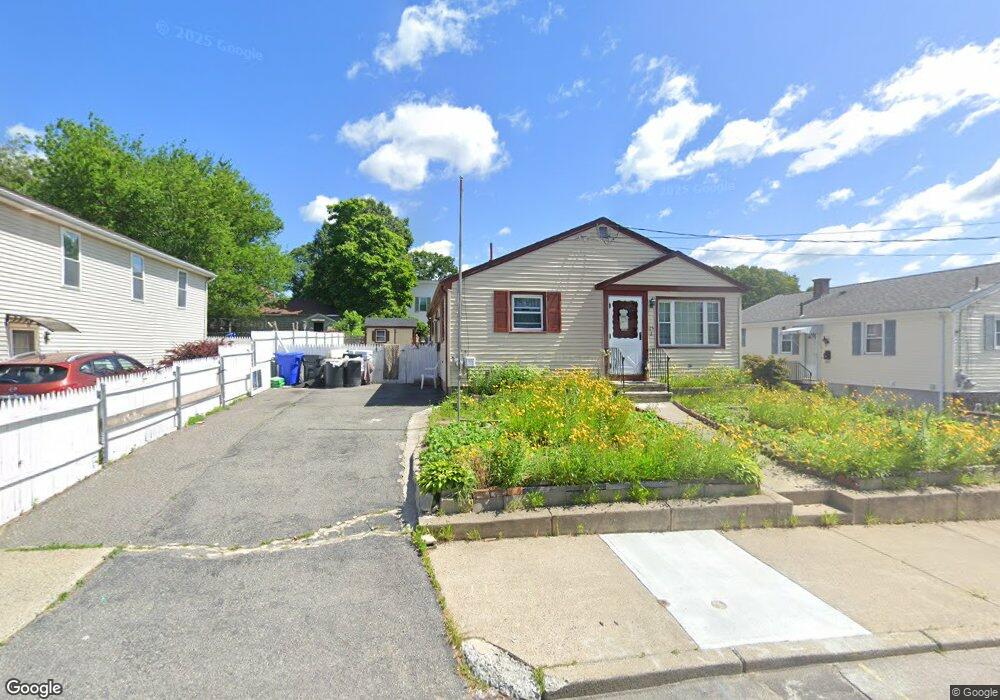 25 Owen Ave, Pawtucket, RI 02860 - photo 1