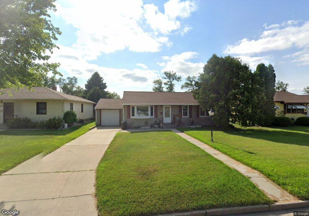 313 12th Ave NE, Jamestown, ND 58401 - photo 1