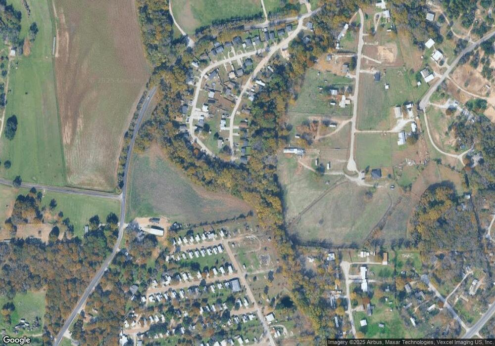 304 Spring Valley Cir, Azle, TX 76020 - photo 1