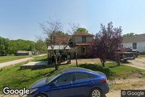 212 E 3rd St, Laredo, MO 64652