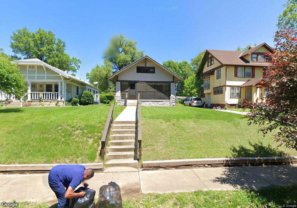 2102 E 58th St, Kansas City, MO 64130 - photo 1