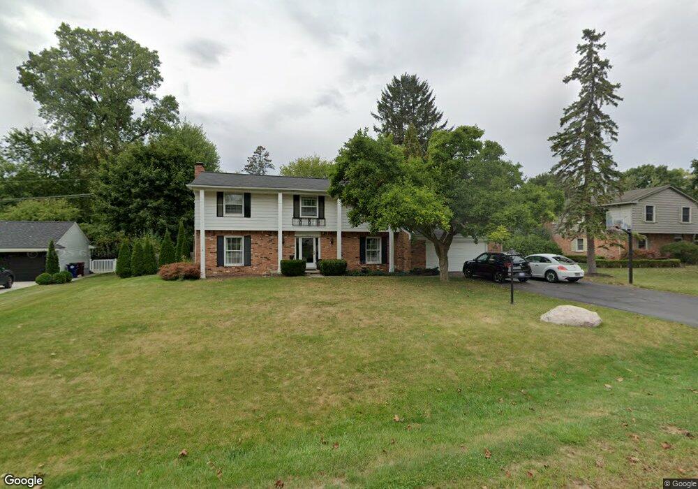 5324 Van Ness Dr, Bloomfield Hills, MI 48302 - photo 1