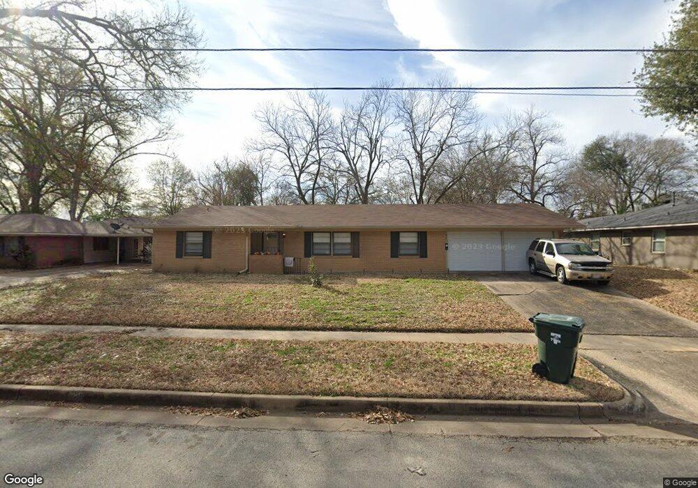 221 221 Alpine Dr, Tyler, TX 75701 - photo 1