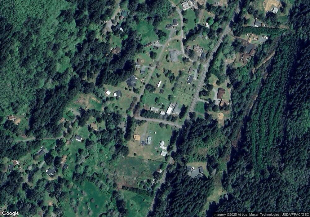 17050 Southpoint Dr, Nehalem, OR 97131 - photo 1