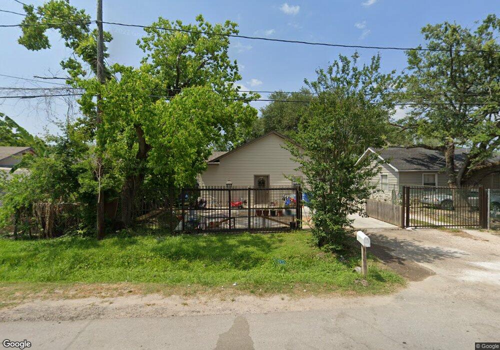 5011 Rosemary Ln, Houston, TX 77093 - photo 1