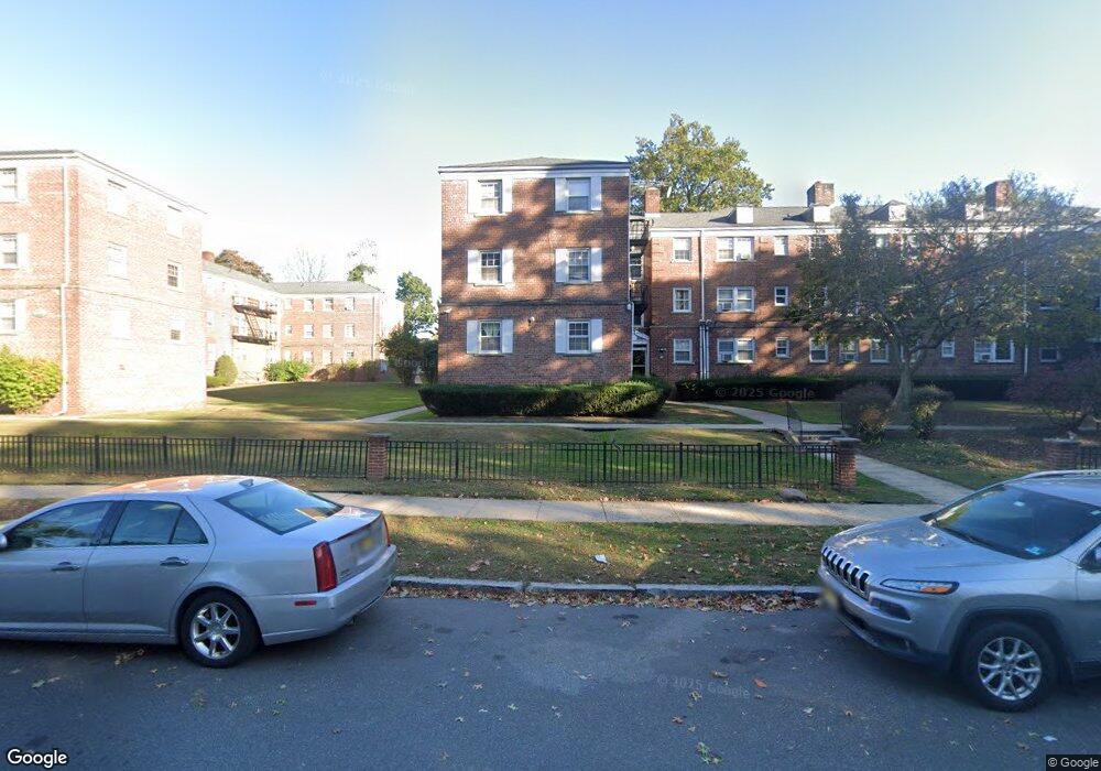 85 Forest Hill Pkwy unit 2C, Newark, NJ 07104 - photo 1