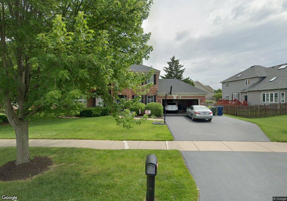 2108 Snow Creek Rd, Naperville, IL 60564 - photo 1