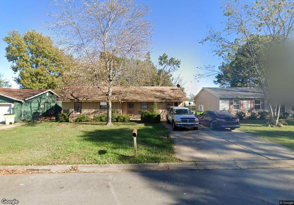 1608 N Lowe St, Stuttgart, AR 72160 - photo 1