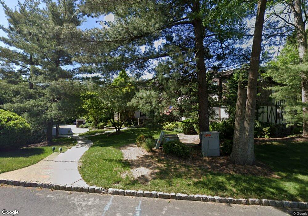 10E Heritage Dr, Chatham, NJ 07928 - photo 1