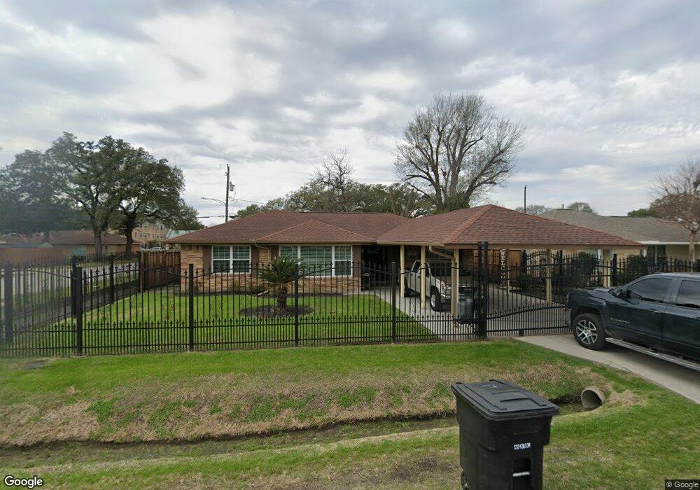 4603 Cetti St, Houston, TX 77009 - photo 1