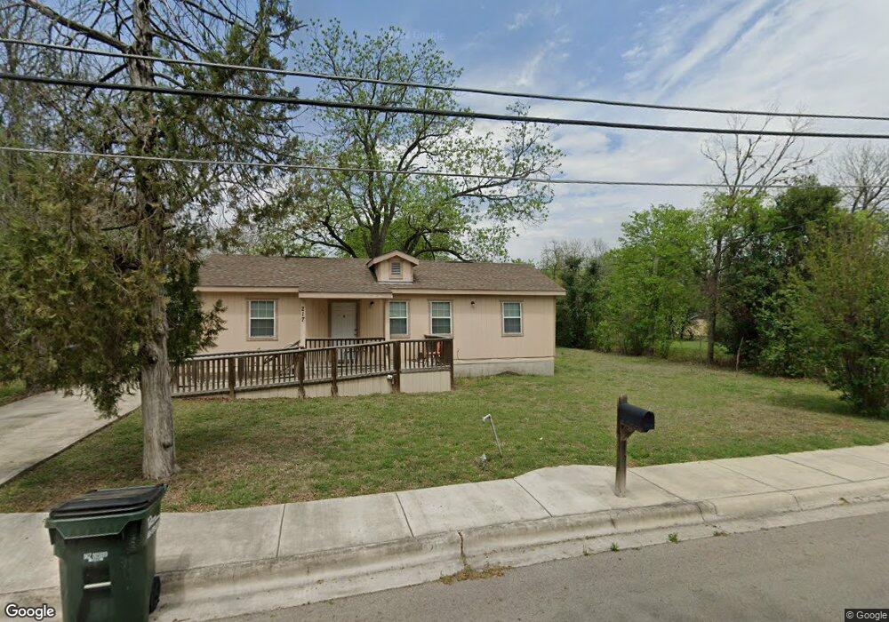 217 Durango St, San Marcos, TX 78666 - photo 1