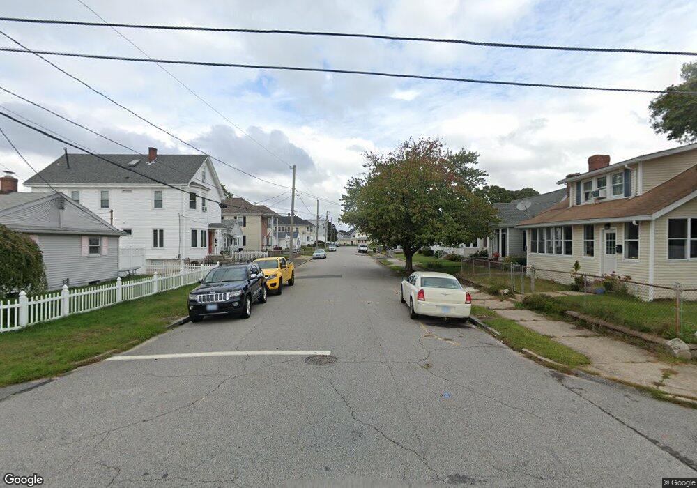 118120 Bellevue Ave, Pawtucket, RI 02861 - photo 1