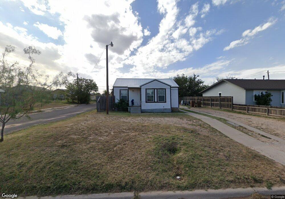 1104 Blackmon Ave, Big Spring, TX 79720 - photo 1