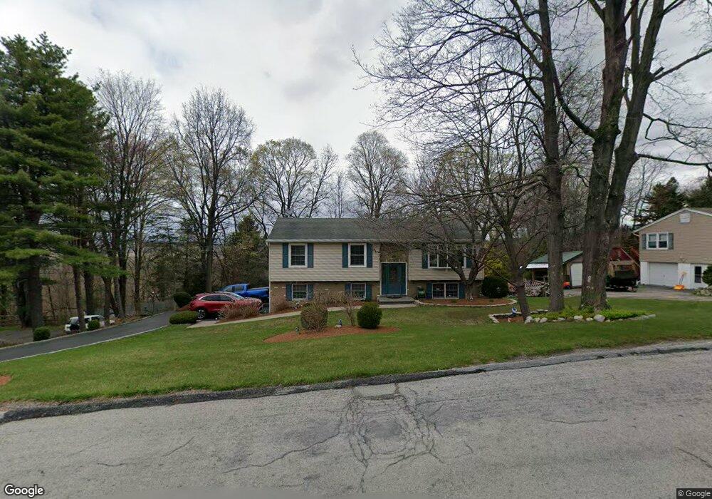 207 Overlook Dr, Sussex, NJ 07461 - photo 1