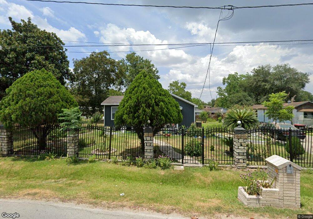 14143 Eagle Pass St, Houston, TX 77015 - photo 1