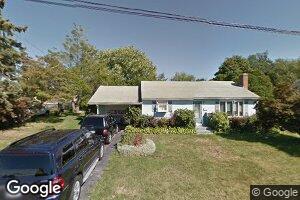 8 Senkow Ave, Groton, CT 06340