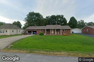 804 S Locust St, Sesser, IL 62884