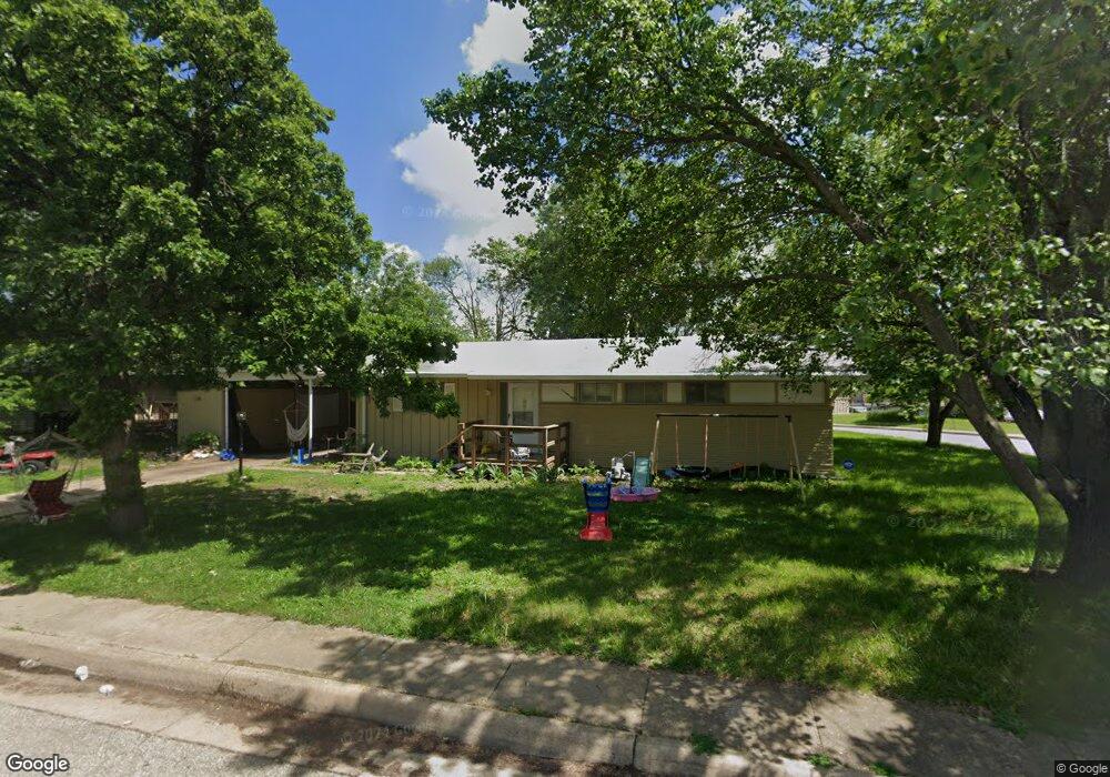1731 SW Clearview Ln, Topeka, KS 66619 - photo 1
