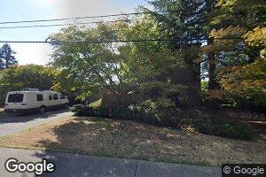 6825 84th Ave SE, Mercer Island, WA 98040