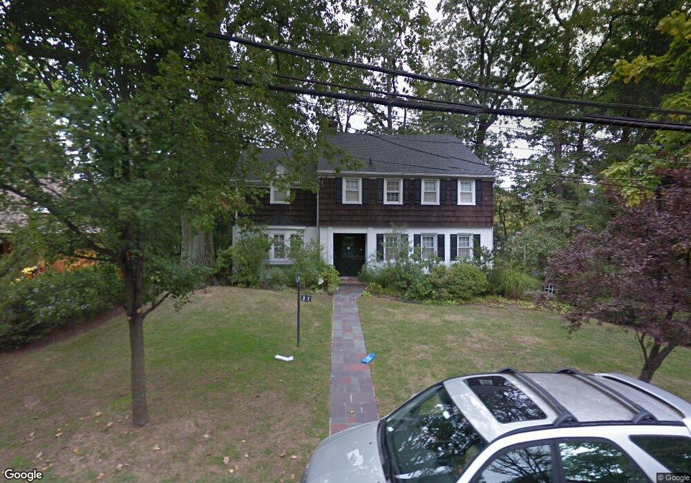 227 Shoreward Dr, Great Neck, NY 11021 - photo 1