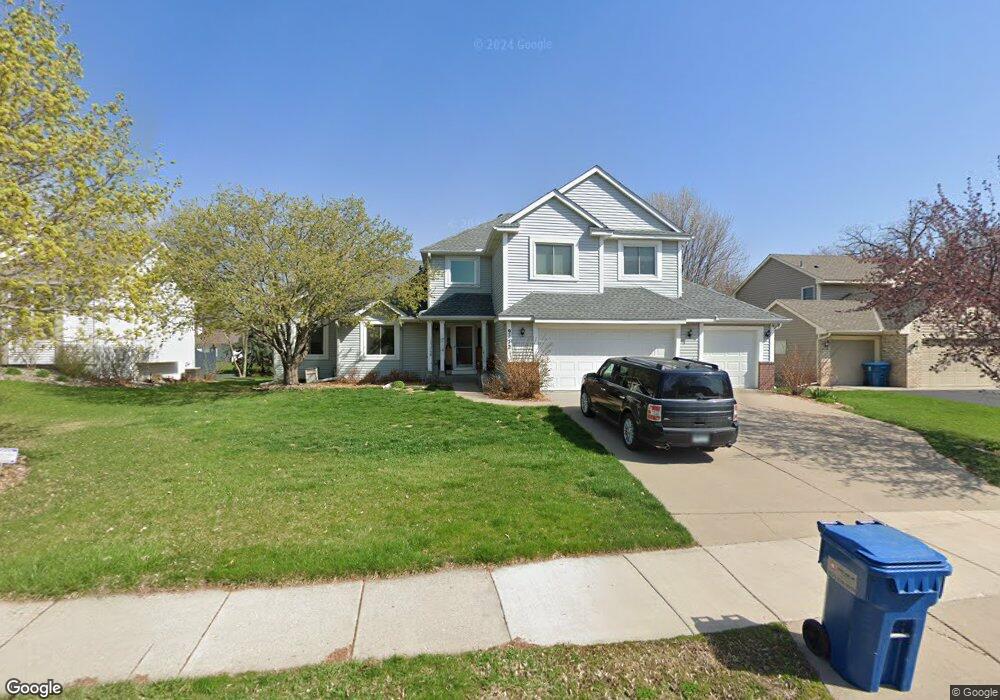 9172 White Oaks Trail, Champlin, MN 55316 - photo 1