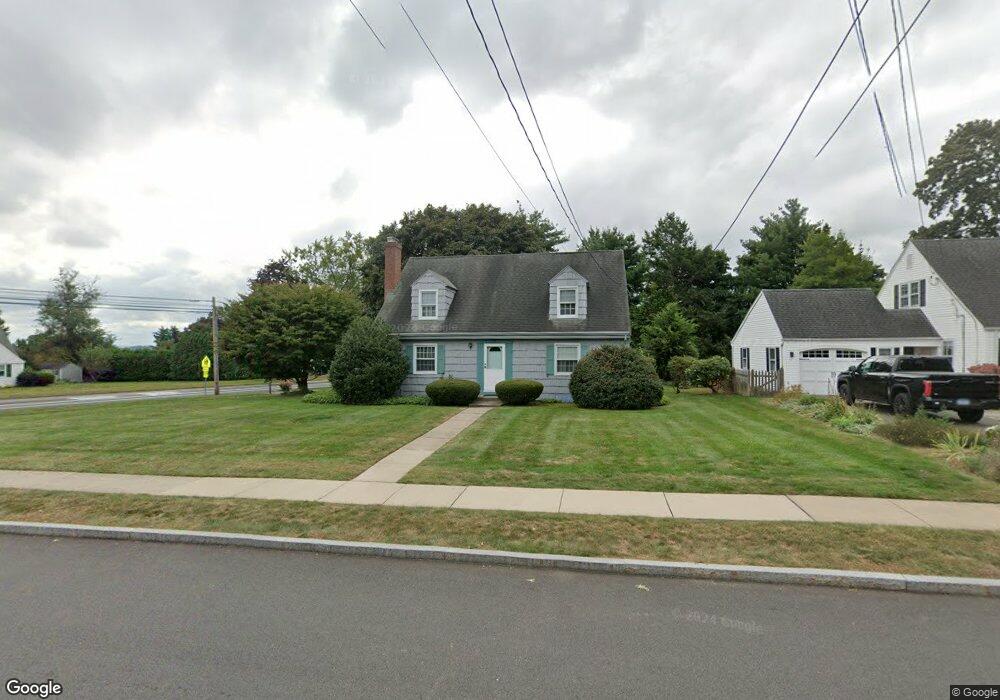 49 Rockledge Dr, West Hartford, CT 06107 - photo 1