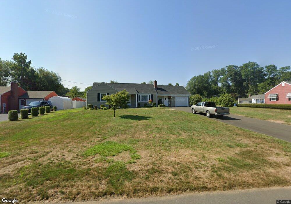 39 Gaylord Rd, Windsor Locks, CT 06096 - photo 1