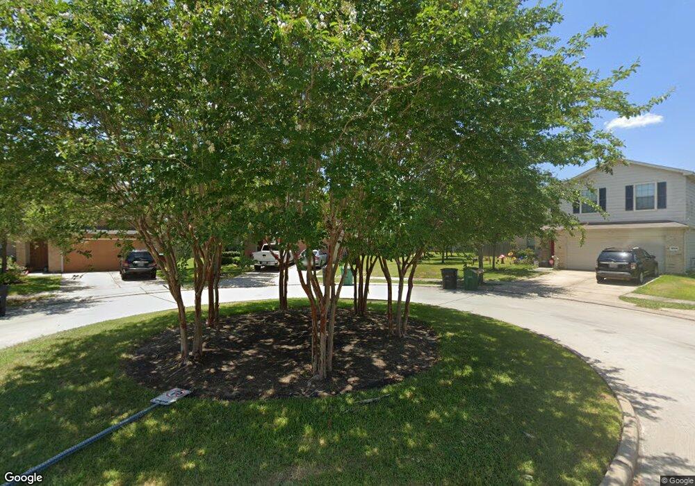 8702 Kaeling Meadow Ct, Houston, TX 77075 - photo 1