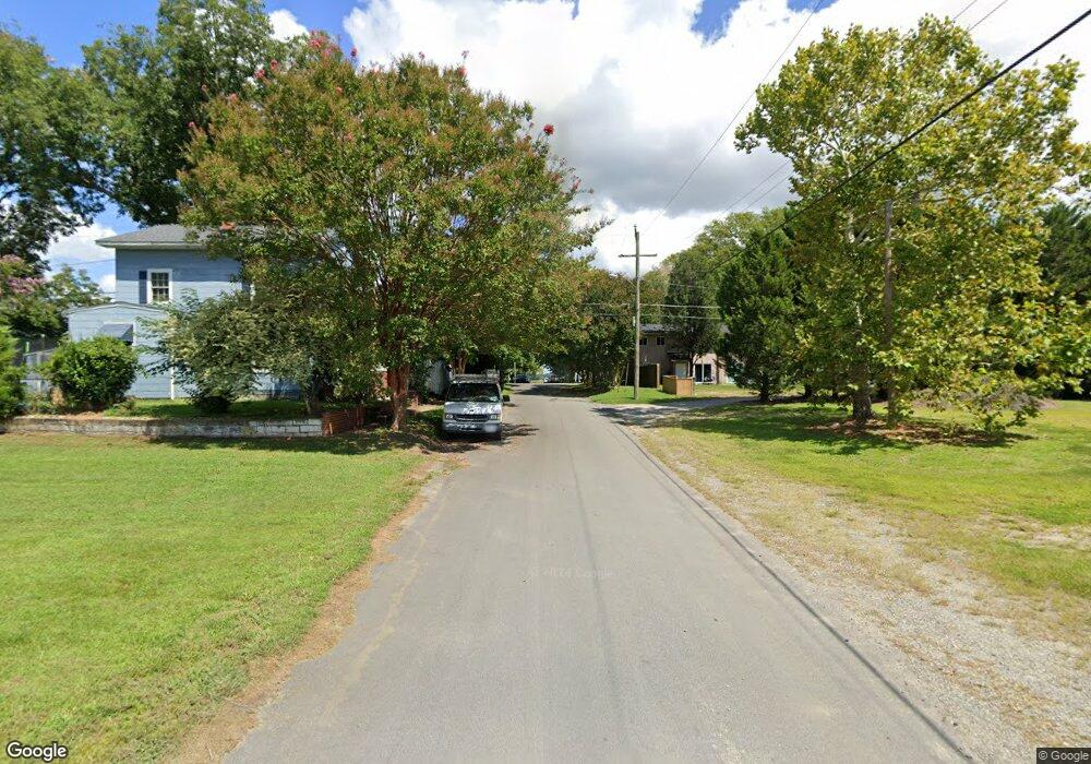 333 4th St, West Point, VA 23181 - photo 1