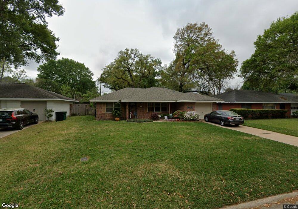 2111 Hewitt Dr, Houston, TX 77018 - photo 1